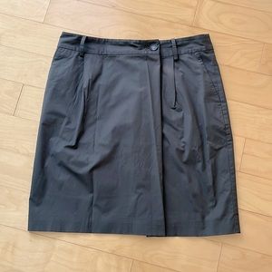 Banana Republic asymmetrical skirt. With pockets!!